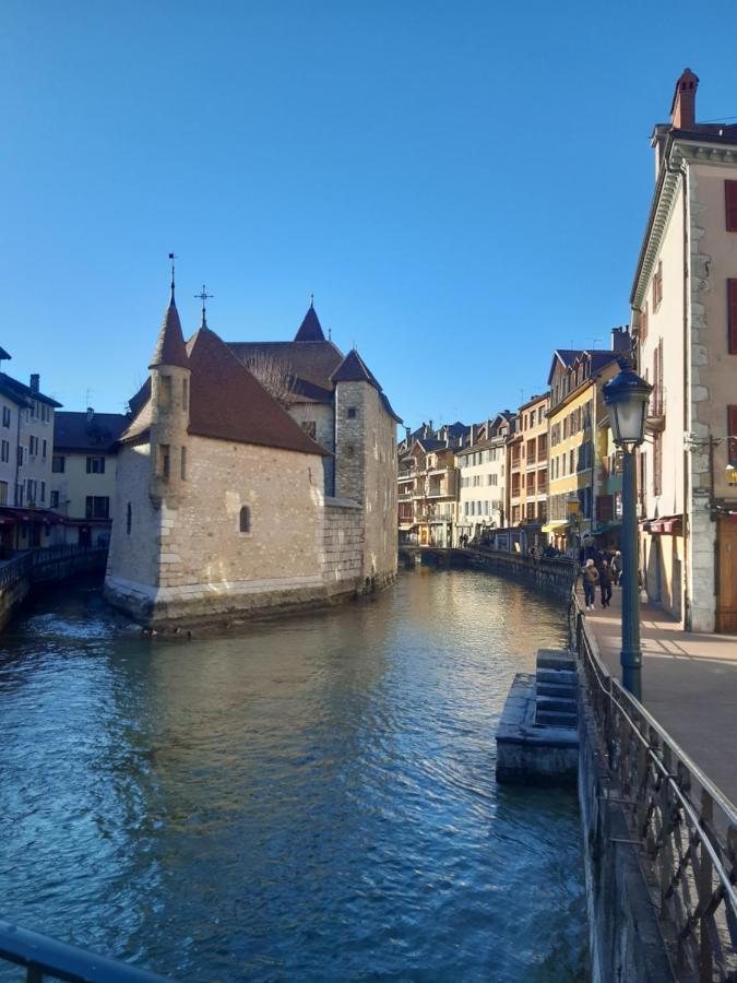 Le 3 De Coeur Annecy Apartment Ngoại thất bức ảnh
